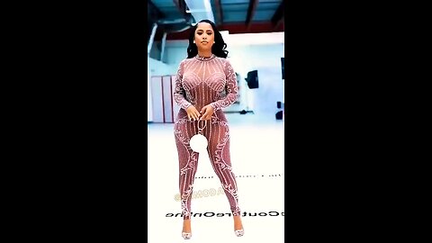 #fashion #public #viral #woman #entertainment