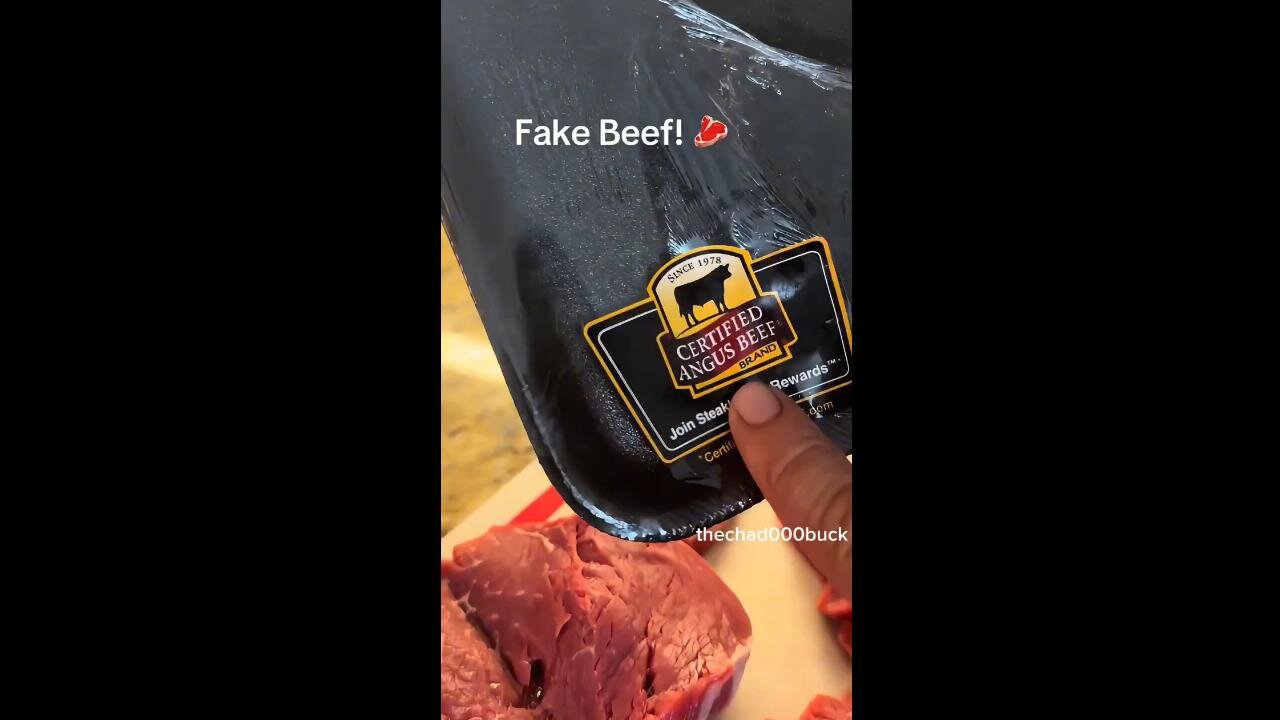 This American is a butcher. He bought ‘Certified Angus Beef’ - looks like FAKE BEEF, glued