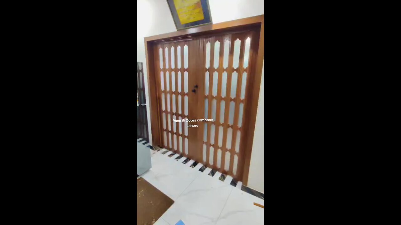 PVC FOLDING DOORS Details