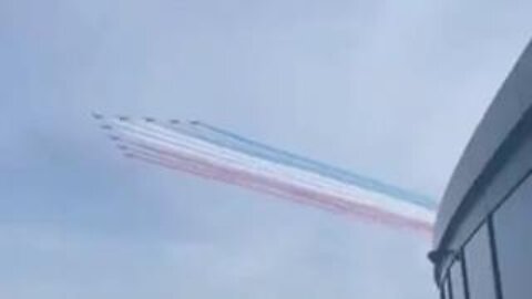 For Those Who Still Fall for the Chemtrails Conspiracy, I Wanted to Show some Contrails