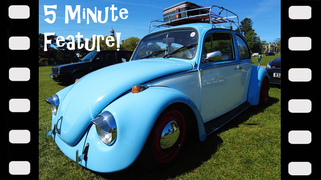 Oscar the Blue VW Bug - Lowered, Banded Wheels and Wide Wings. Simple but effective 😊👍