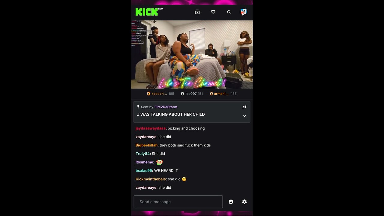 - WHITEBOY MAJ ; ANOTHER FIGHT BREAKS OUT BETWEEN RICHZAE & ALVO'S CREW THEN THE POLICE SHOW AGAIN !