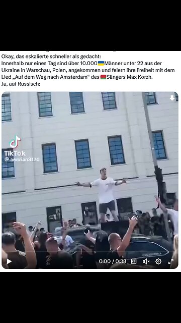 Innerhalb nur eines Tag sind über 10.000🇺🇦Männer unter 22 aus der Ukraine in Warschau...