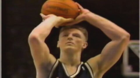 Detlef Schrempf 19 Points 5 Ast @ Knicks, 1992-93.