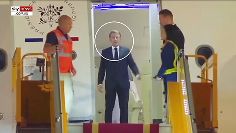 Emmanuel Macron’s humiliation as his wife brutally slaps him and refuses to hold his hand