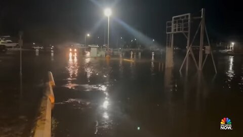 Video shows 15-foot water drop at Maui harbor amid tsunami warning