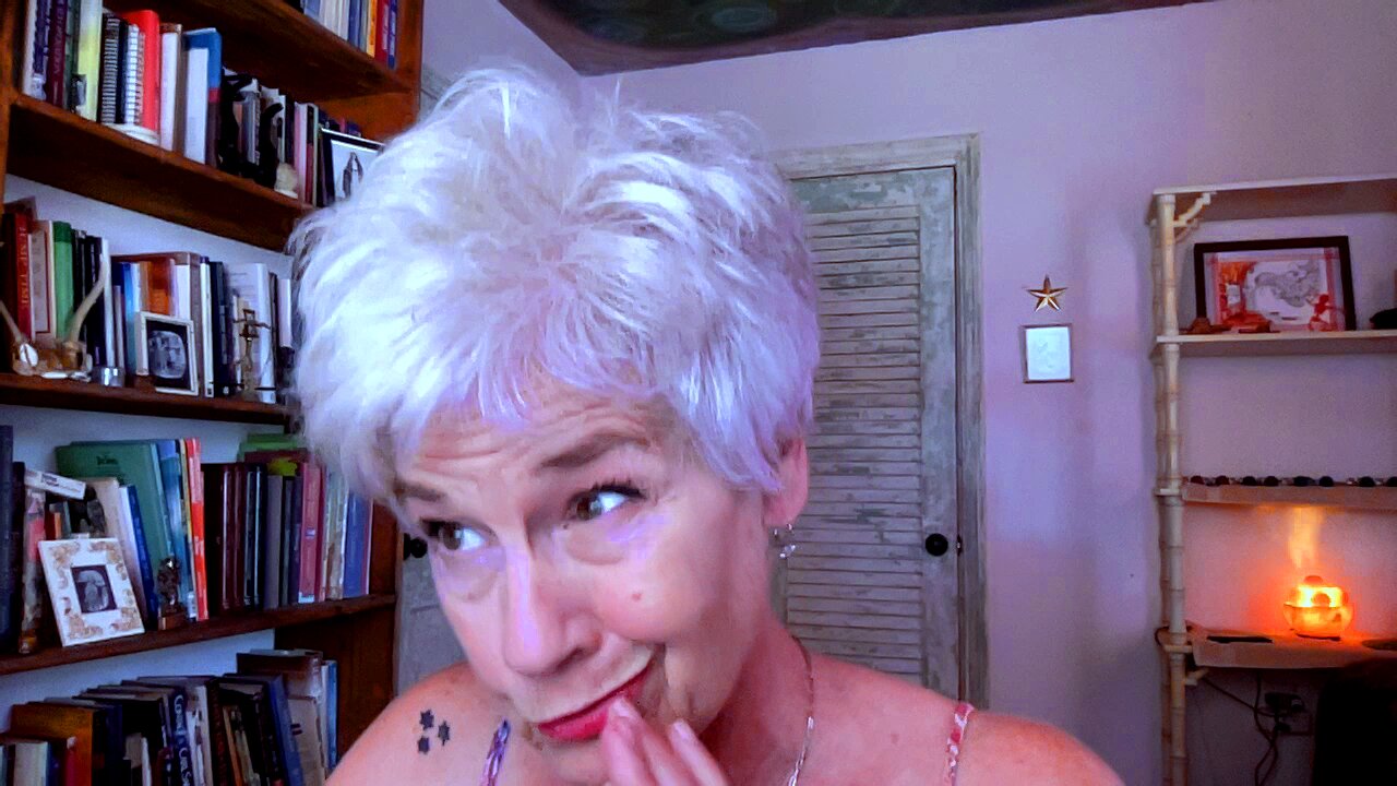 Lady Melody reads Prince Caspian-episode 26