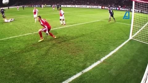 Mesut Ozil Moments of Genius! 🤯