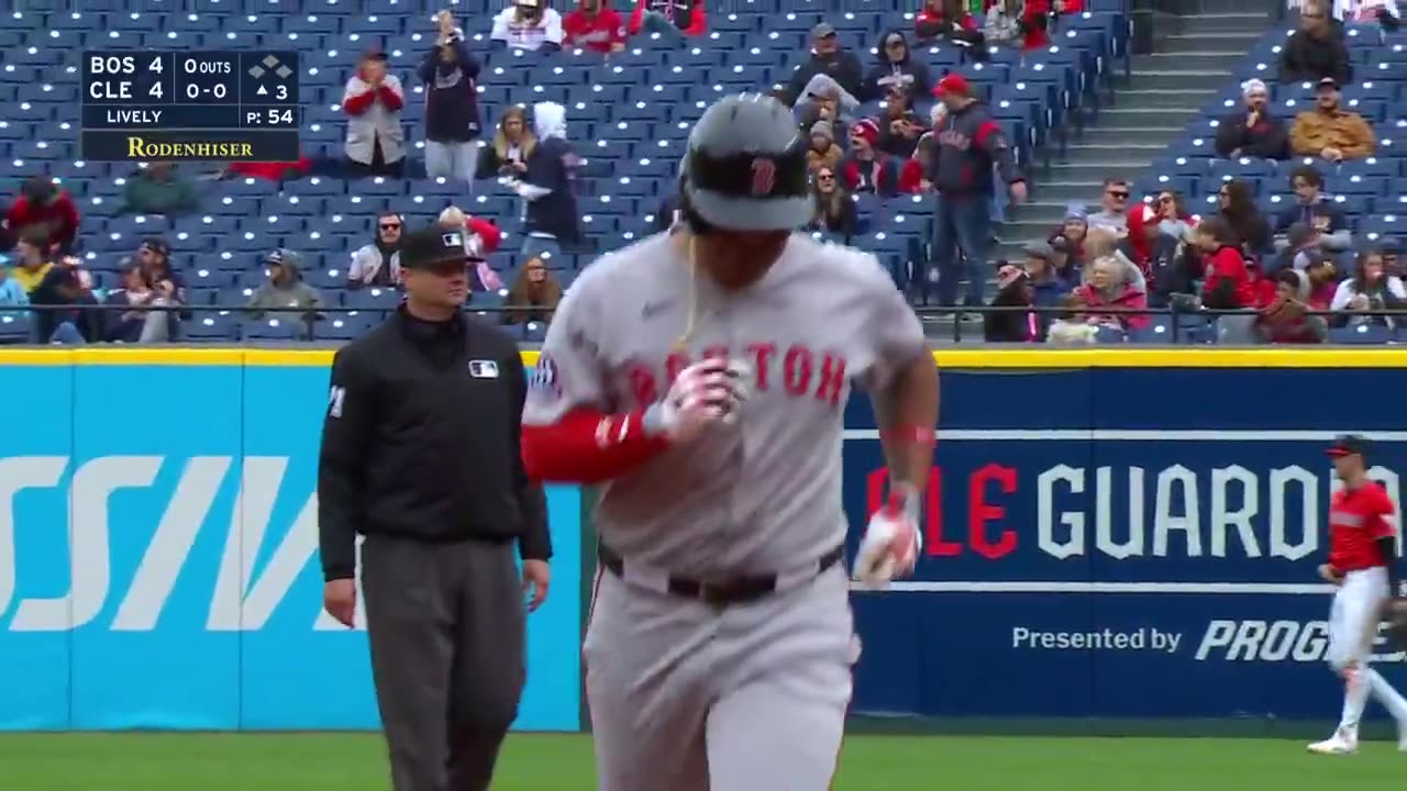 MLB - Rafael Devers unloads on this pitch to tie things up 💪