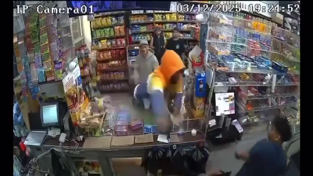 Mount Vernon bodega workers attacked by customers.