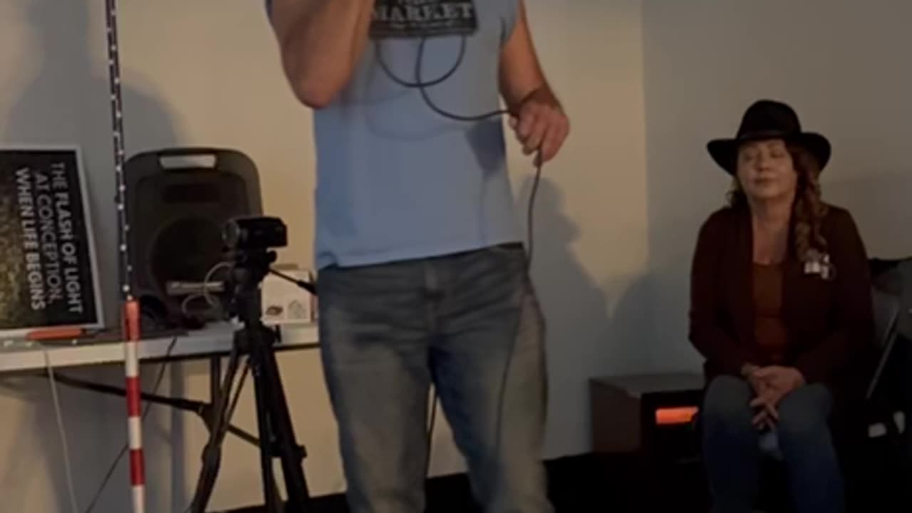 Stephen Tenner @tennertalk Sings HIS SONG!