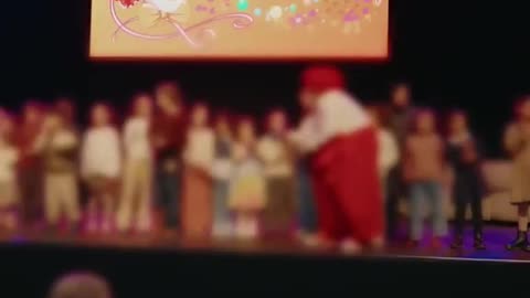 Islamic market compete with Christmas