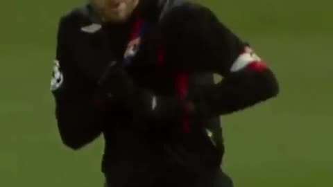 O mestre da cobrança de faltas, de todos os ângulos, Juninho Pernambucano é o nome da fera!🔥🤩 (📹 Rep