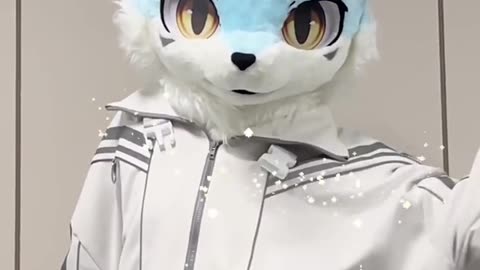 【Fursuit Dance】 Qingyan (青盐不是大灰狼) - Cyber Foxx & SURA Queen Bee