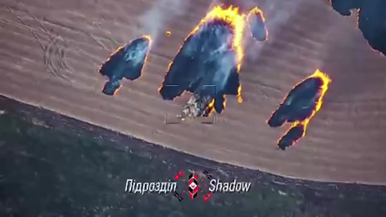 All-Out Attack on Two Russian Tanks Spotted Heading Towards Ukrainian Lines