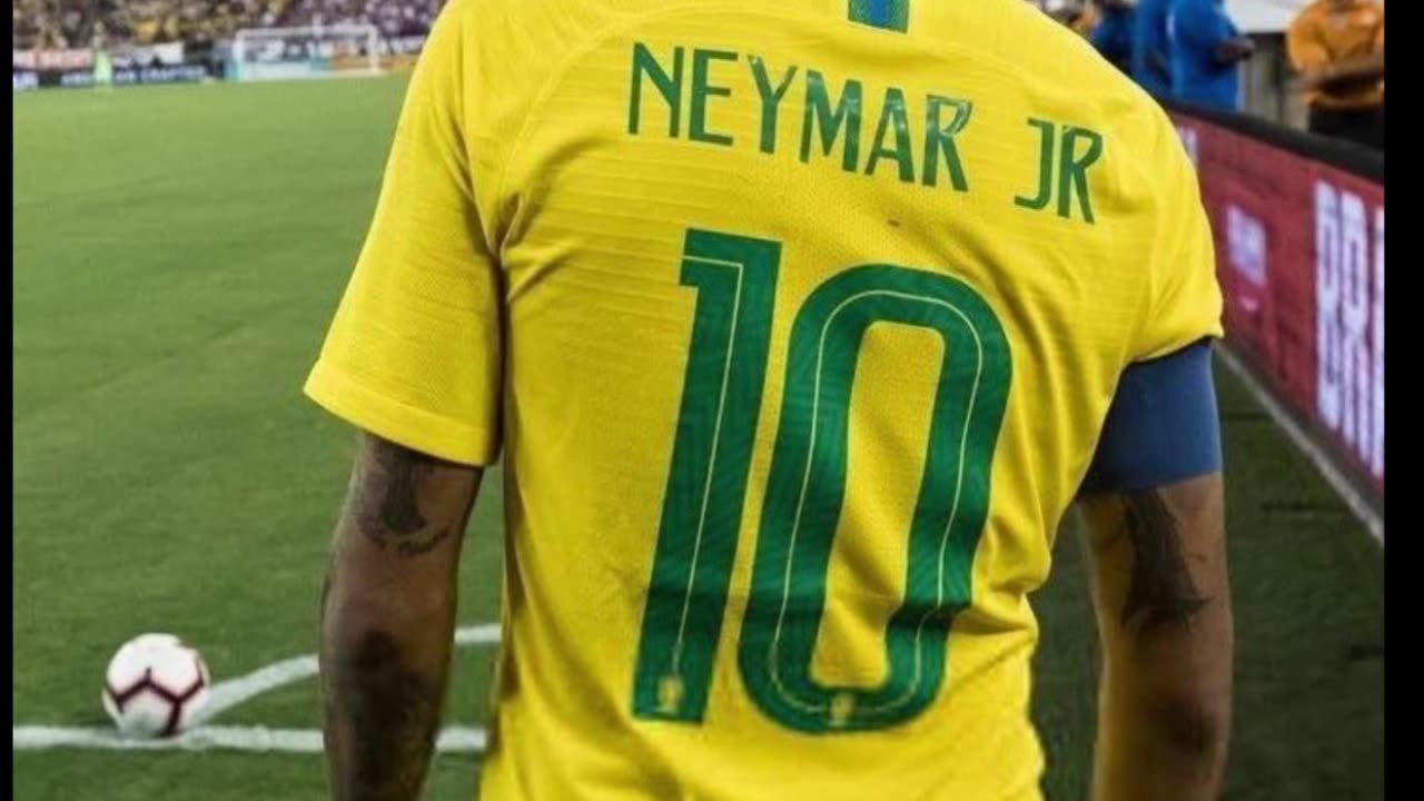 Neymar Calls to Vini Jr