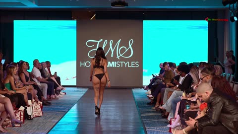Fashion Model Amber Quinn FLL Fashion Show Hot Miami Styles