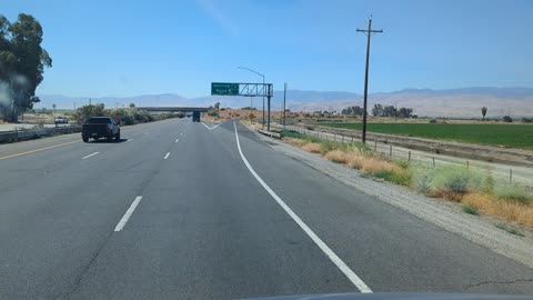 Trucking south of Bakersfield