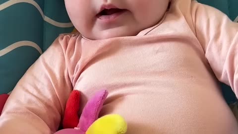 Day 117 – Lazy Sunday Vibes with Baby Kayla 🌞💤
