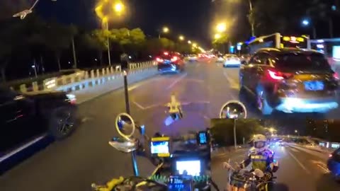 Escort ambulance for five -month -old intensive baby to hospital