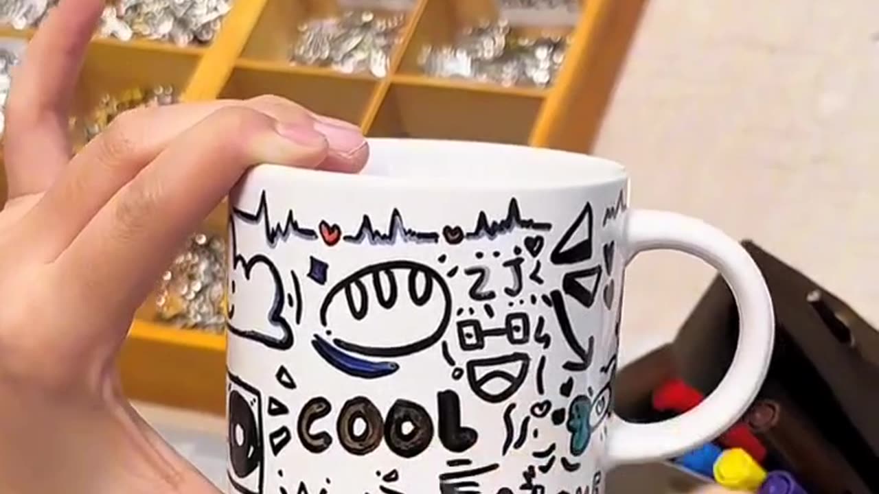 Mog painting decoration