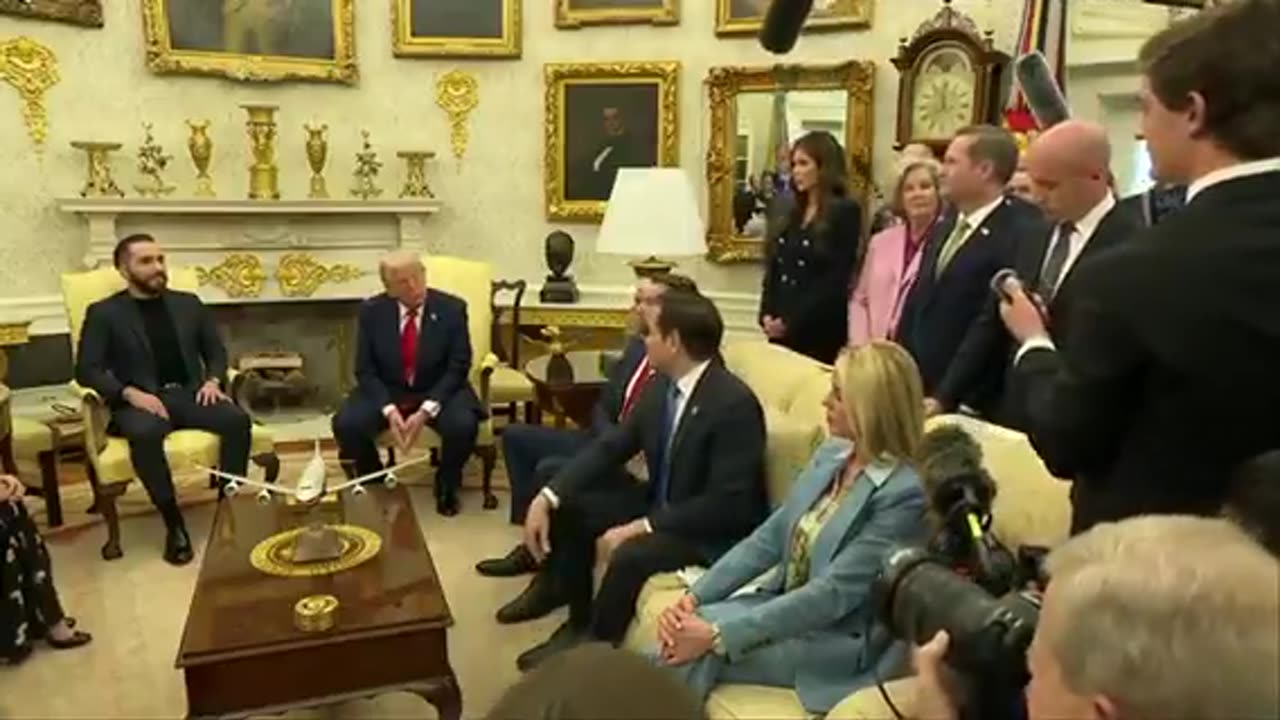 Trump has multiple members of his admin take turns ripping CNN's Kaitlan Collins
