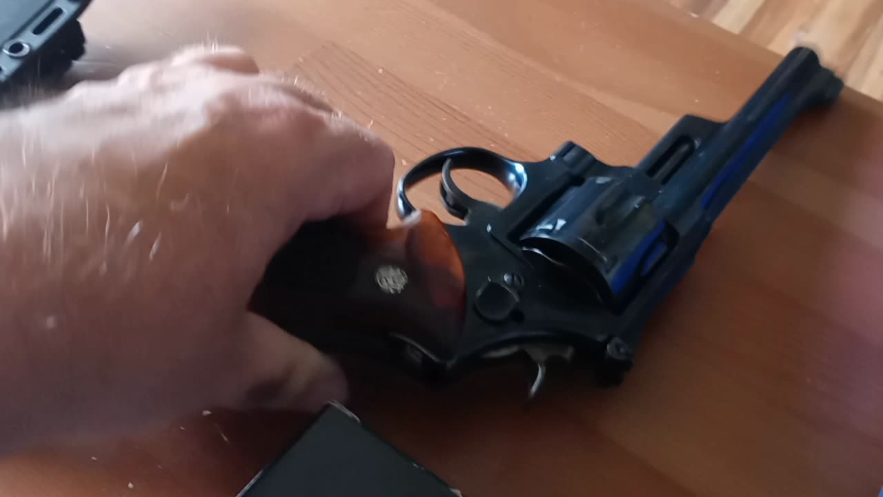 S&W Model 25