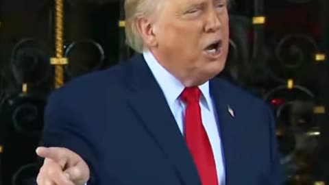 I LOVE BRIBING THE FAKE NEWS WITH FOOD!!!🍔😂😂😂