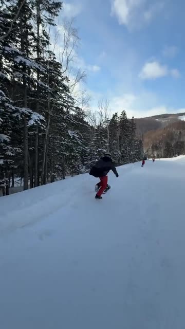 Snowboard Runs Away From Its Person