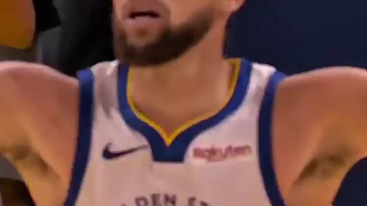 STEPH WENT OFF IN CLUTCH