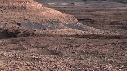 Martian "webs" in the sights of the Curiosity rover.