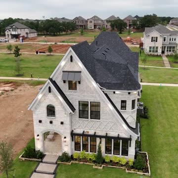 “🏰✨ Dream Mansion Appears – The Rich Woman Returns Home!”