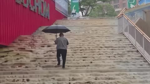😂🎶 This Solo Walk Turns Into a One-Man Musical! You Have to See This | FunFM