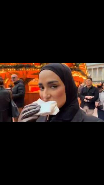 Halal food at Birmingham UK Christmas market