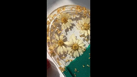 A serving dish for your heart, suitable for Yalda