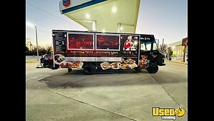 2012 18' Workhorse Taco Food Truck with Pro-Fire System and NSF Equipment for Sale in Texas!