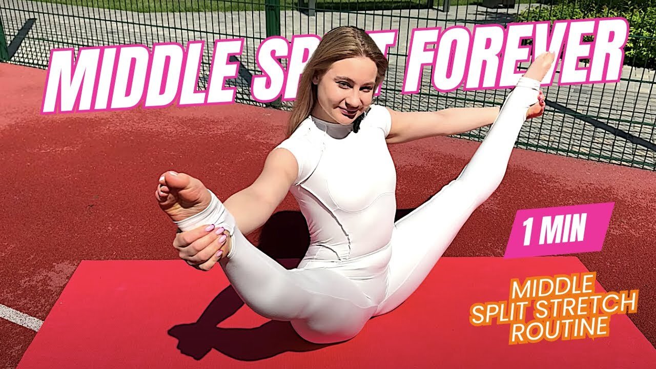 1 MINUTE OF STRETCHING ON THE MIDDLE SPLITS = INCREDIBLE LIFE HACK FOR FLEXIBILITY AND STRONG LEGS!