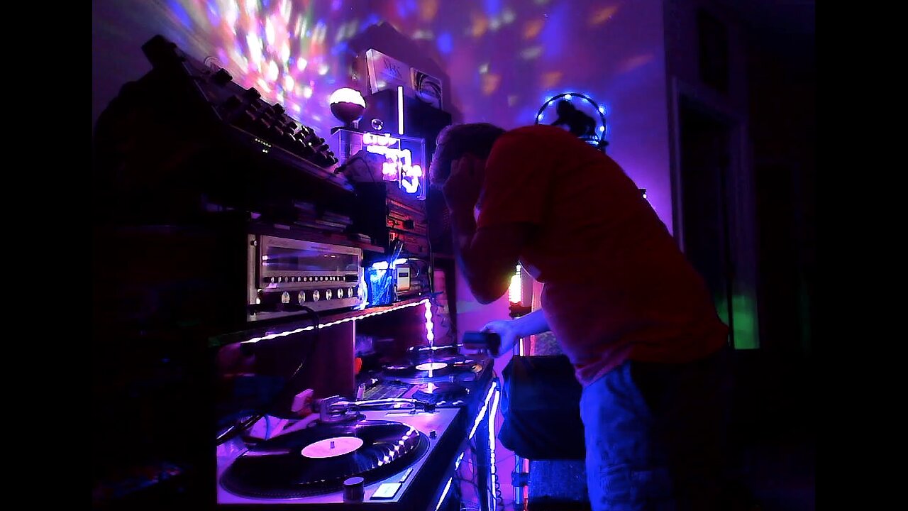 LIVE FROM FLORIDA--The Reeno Show (10/21/2025) (Do u Like My Funk?)