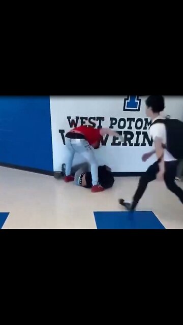 16 year old student stabbed at Virginia high school, in critical condition