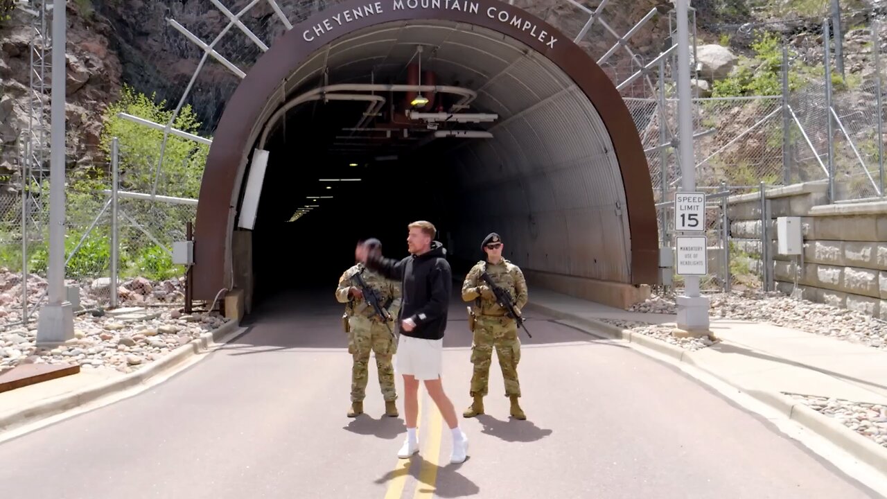 #1 Inside a $1 Billion Nuclear Bunker vs. a $1 Bunker Challenge! CHEYENNE MOUNTAIN