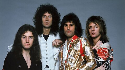 QUEEN LIVE IN CONCERT