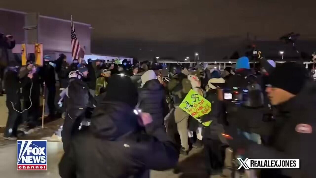 Video: Don Lemon Brainwashing Session Caught On Tape, Watch As The Disgraced Former CNN Mouthpiece Spews Anti-ICE Lie After Lie