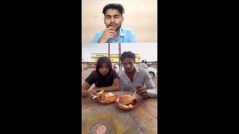 Baby wo mujhe dekh raha hai