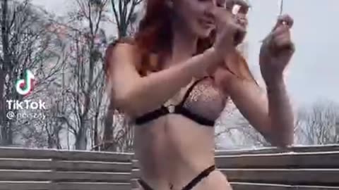 Beaty Fashion Woman New Model Lifestyle 2025
