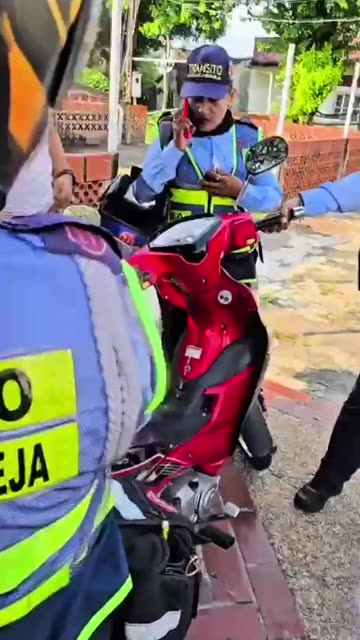 Agresión agentes de tránsito Barrancabermeja