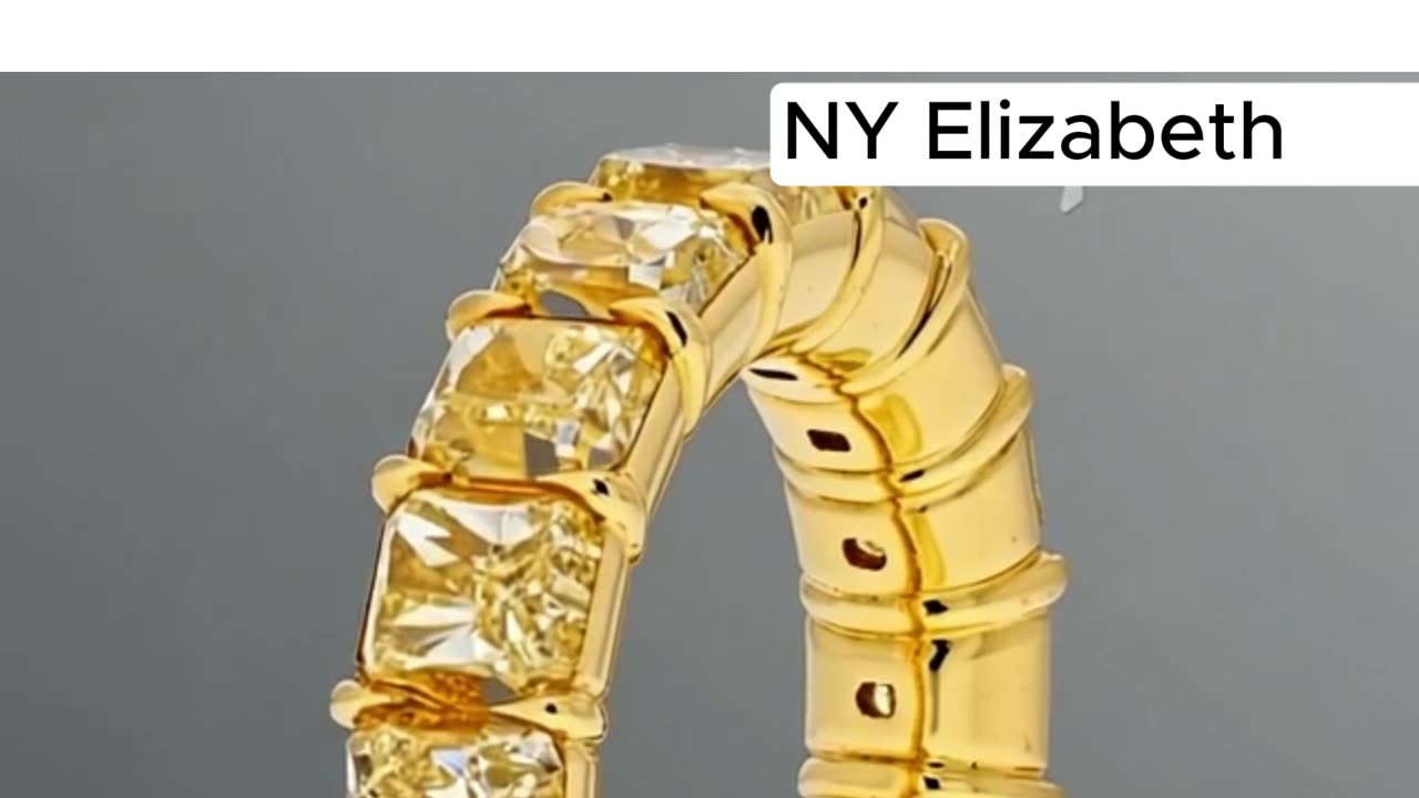 Fancy Yellow Cushion-Cut Diamond Ring