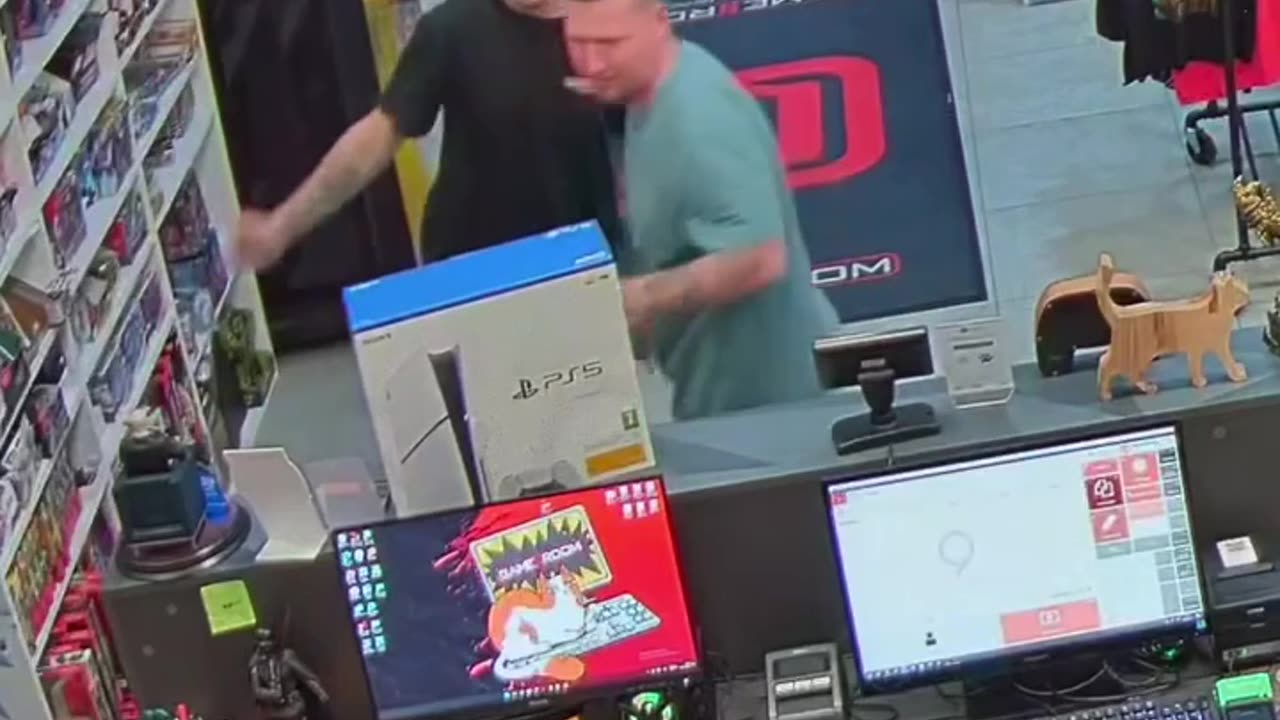 Male solidarity when you are touched 🥹🫶