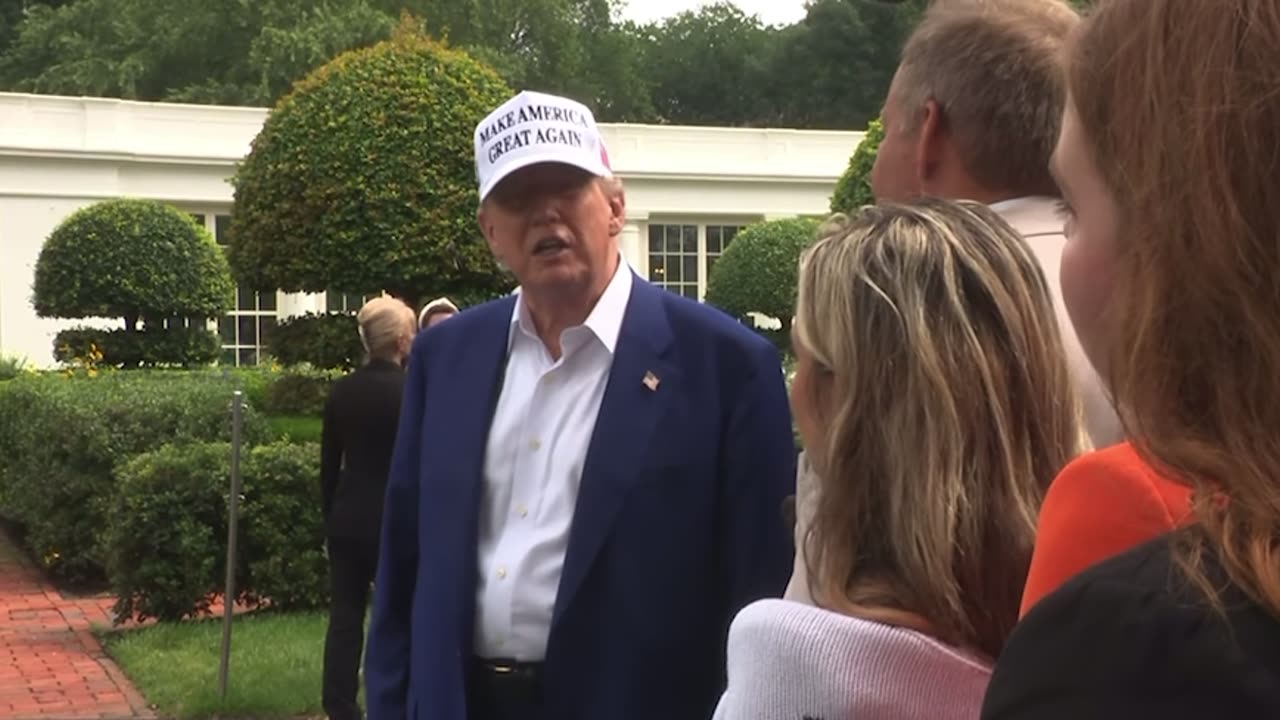 Trump DESTROYS CNN Reporter