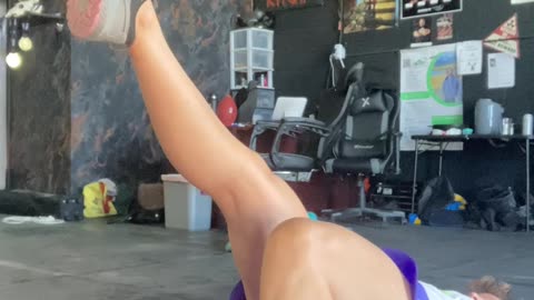Single Leg Glute Bridge