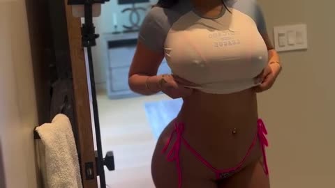 🍒 Big Tiddy Asian Beauty 💯🔥